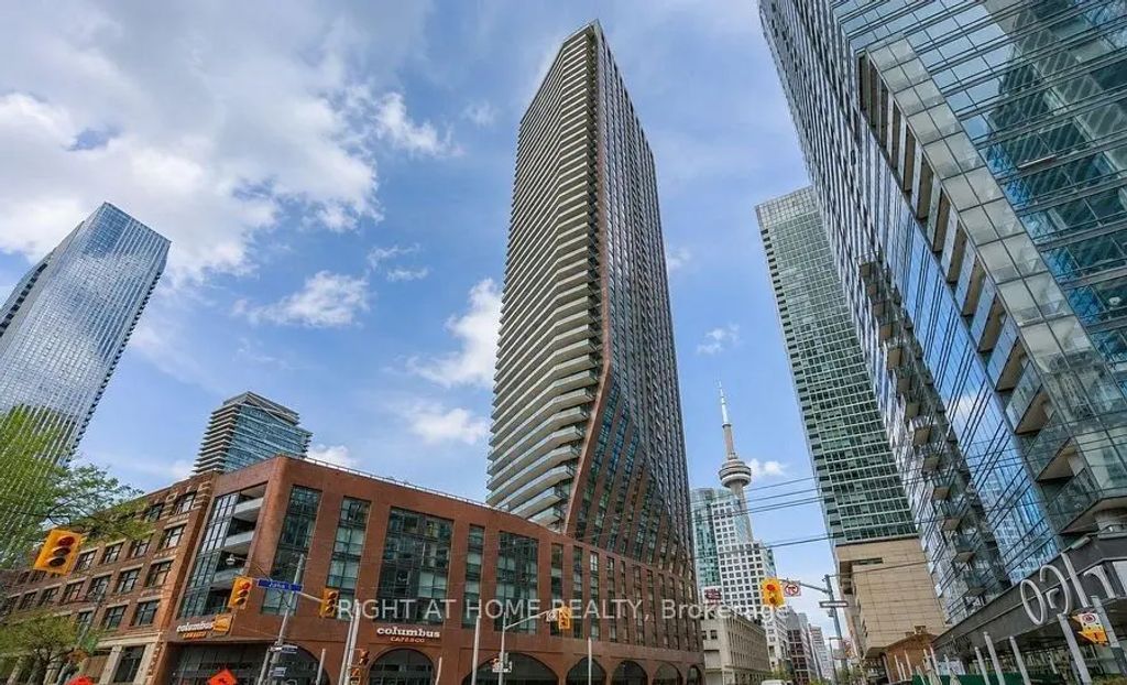 99 W John Street 208, Toronto C01