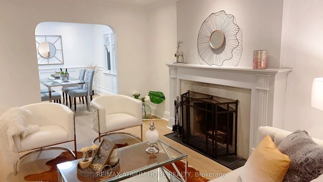 361 Fairlawn Avenue, Toronto C04