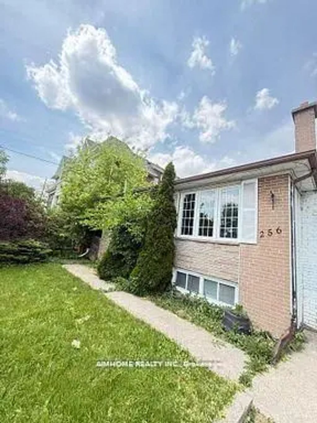 256 Patricia Avenue Lower, Toronto C07