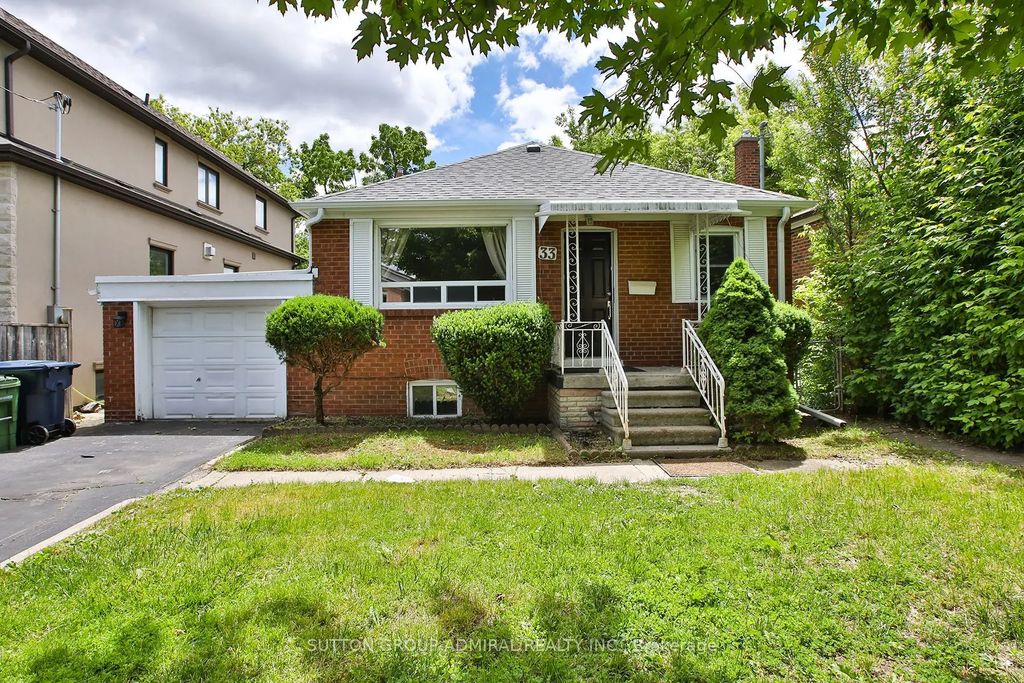 33 Regina Avenue, Toronto C04