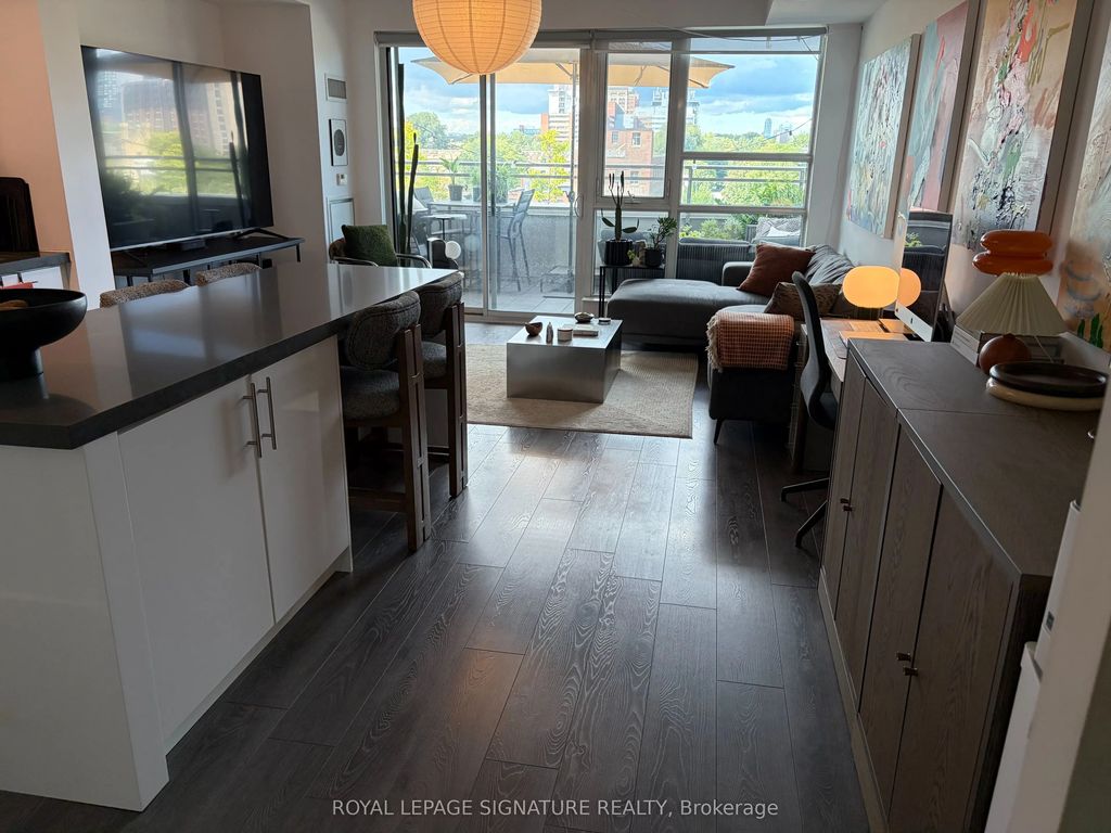 156 Portland Street 405, Toronto C01