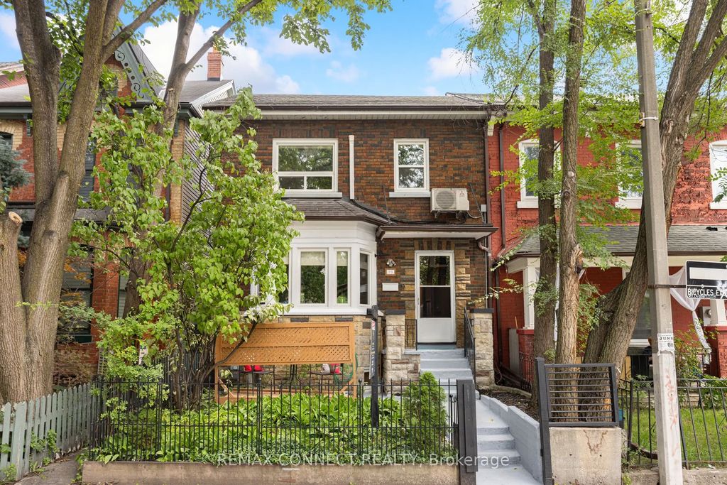29 Denison Avenue, Toronto C01