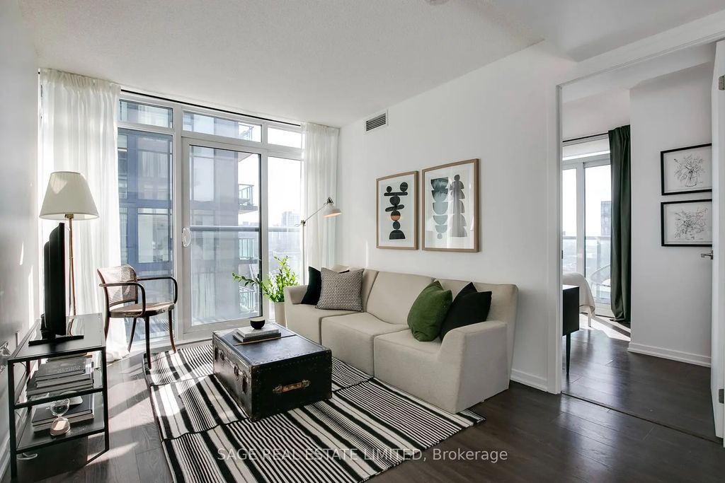 36 Lisgar Street W 1208w, Toronto C01
