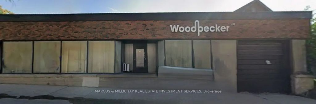 1187 Bathurst Street Commercial, Toronto C02