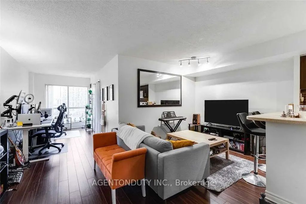 25 The Esplanade N/a 1122, Toronto C08
