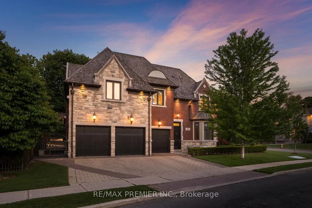 35 Normandale Crescent, Toronto C12
