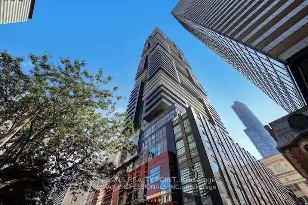 7 Grenville Street 6512, Toronto C01