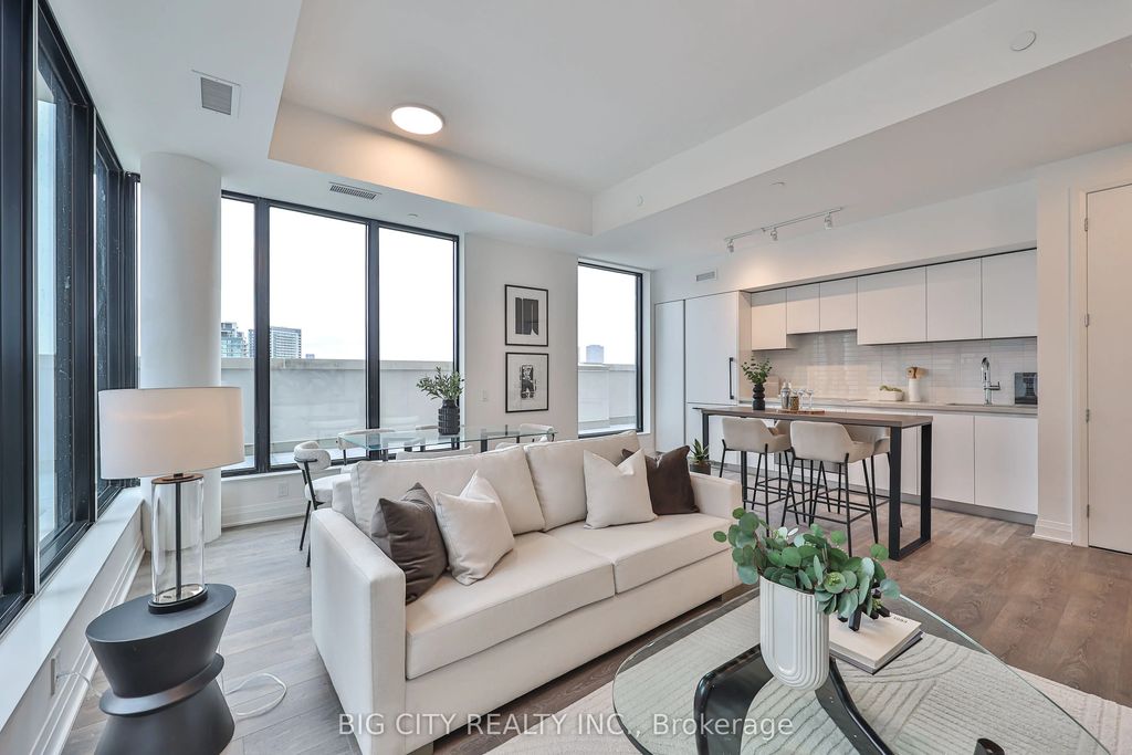 25 Frederick Todd Way 210, Toronto C11