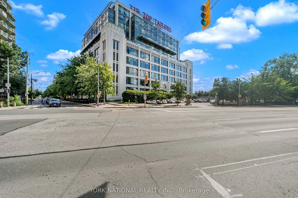 637 Lake Shore Boulevard W 409, Toronto C01