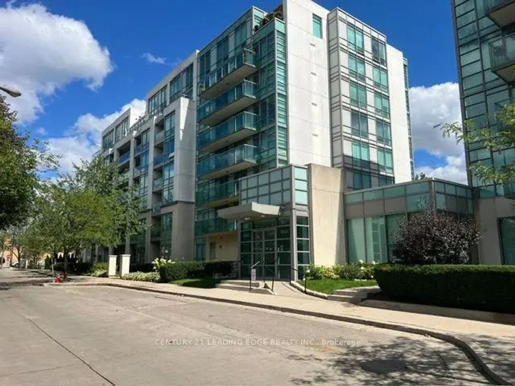 3830 Bathurst Street 706, Toronto C06