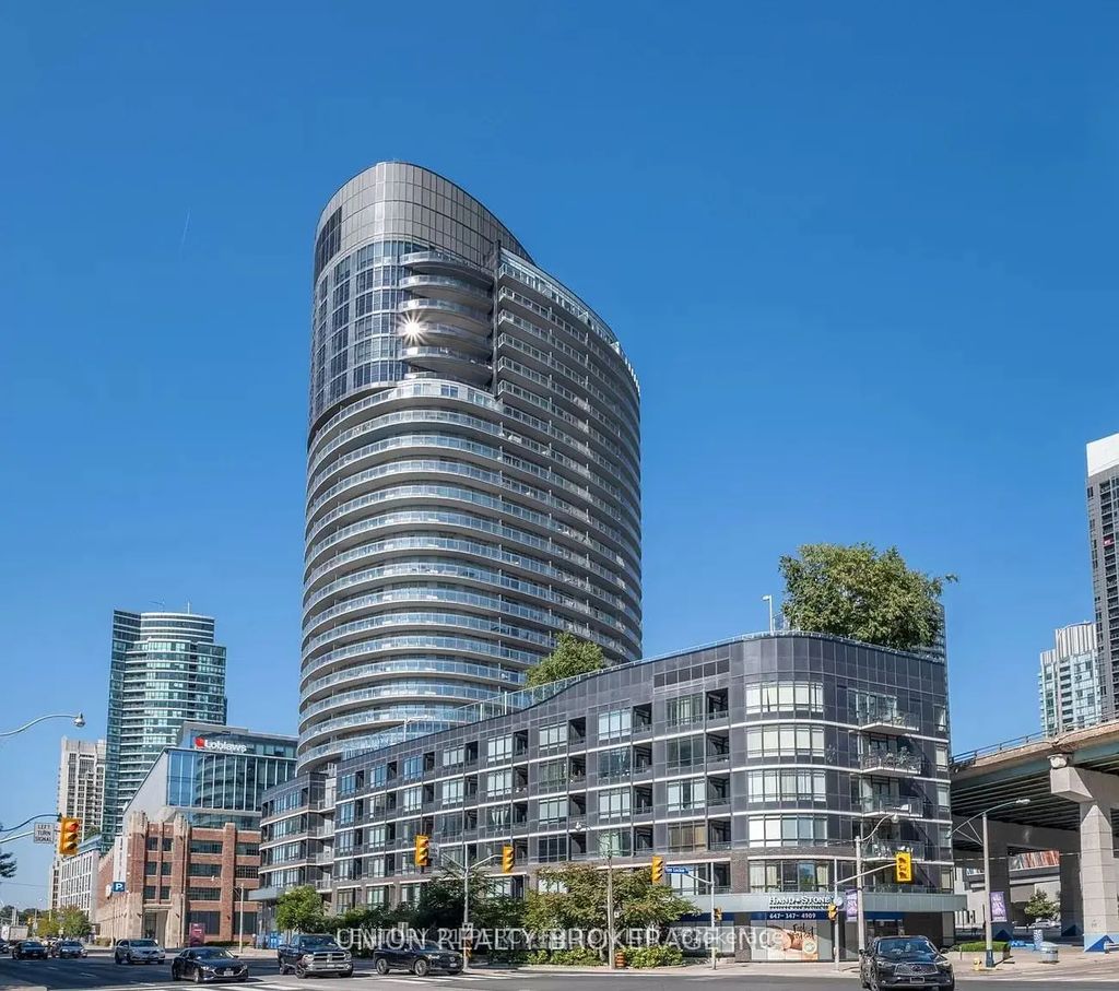 38 Dan Leckie Way 2112, Toronto C01