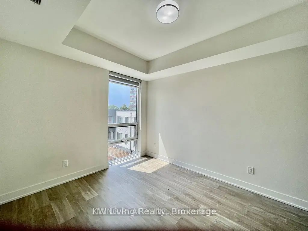80 Vanauley Street 302, Toronto C01