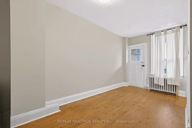 3232 Yonge Street 3, Toronto C04