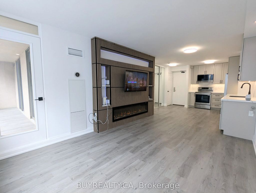 256 Doris Avenue 1603, Toronto C14