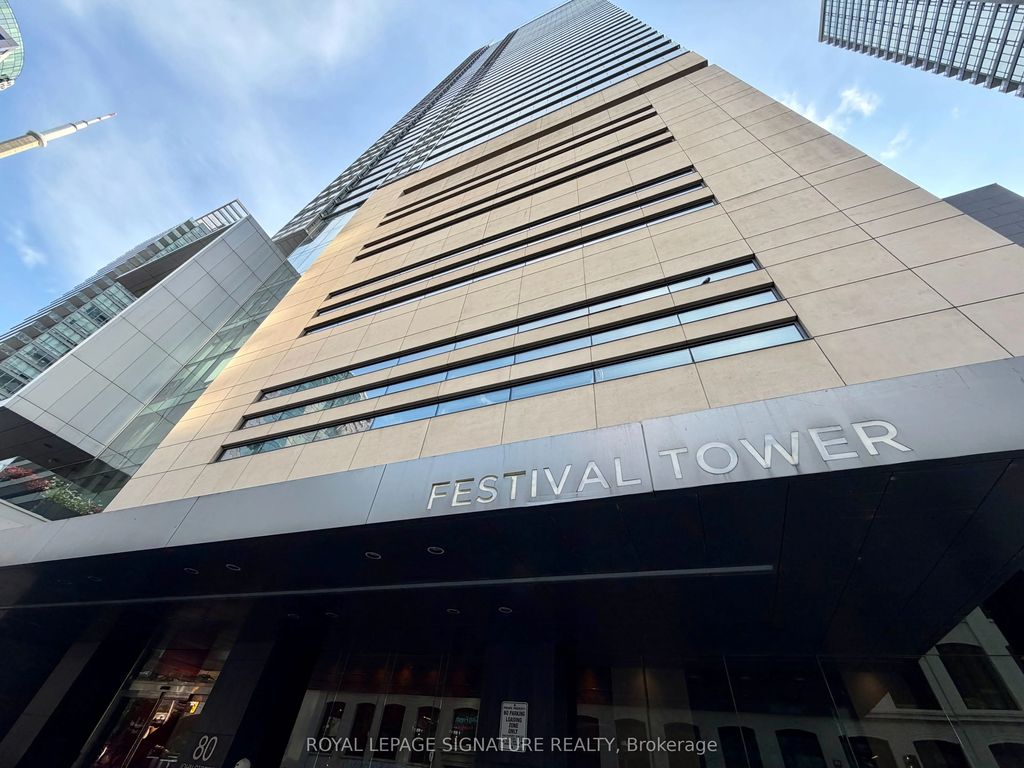 80 John Street 3404, Toronto C01