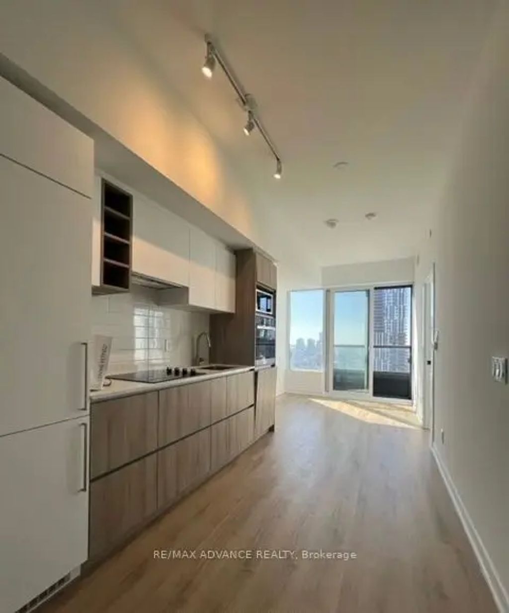 319 Jarvis Street 2701, Toronto C08