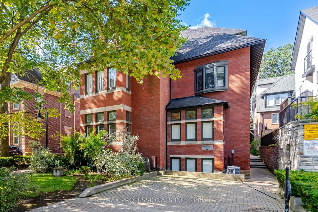 228 St George Street 10, Toronto C02