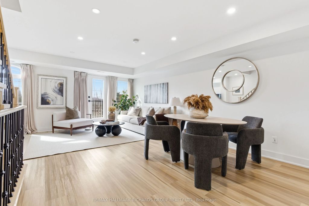 118 Finch Avenue W 8, Toronto C07