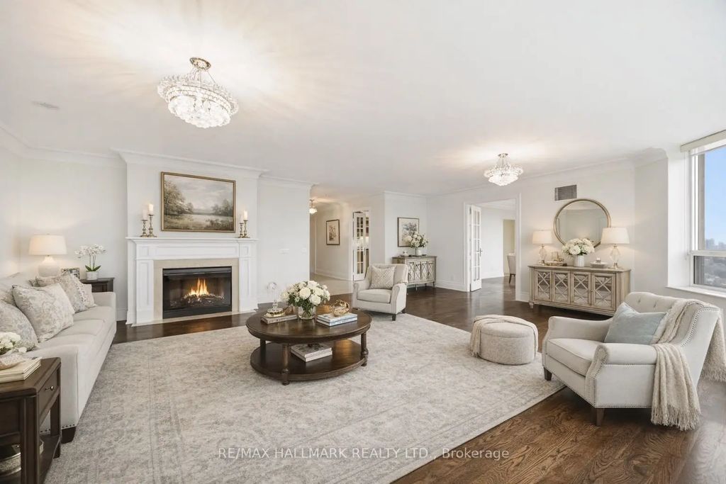 80 Harrison Garden Boulevard 1821, Toronto C14