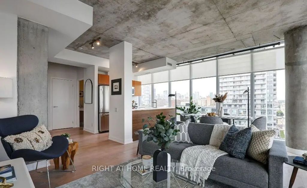 318 King Street E 1305, Toronto C08
