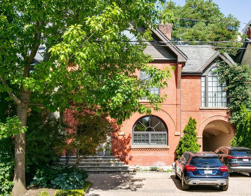 46 Bernard Avenue, Toronto C02