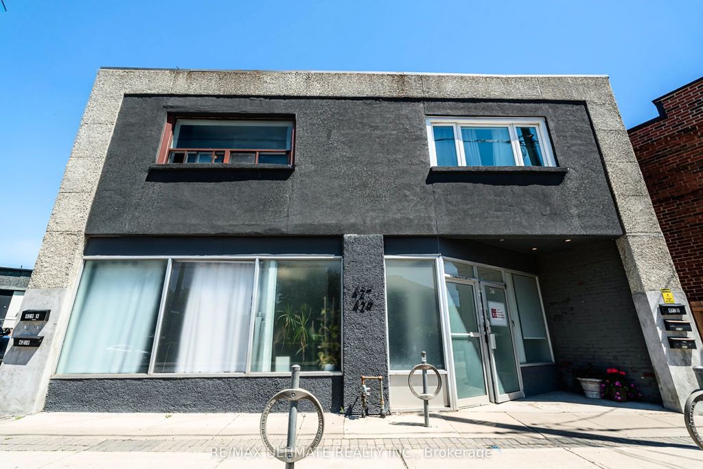 427 Vaughan Road Main, Toronto C03