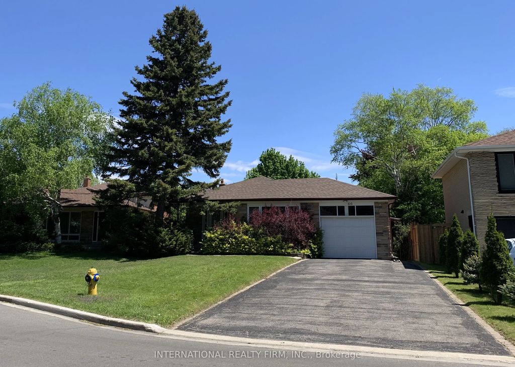 66 Dewlane Drive, Toronto C07