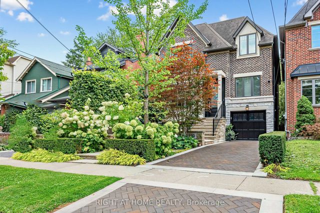 189 Stibbard Avenue, Toronto C10