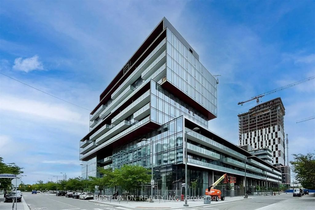 35 Rolling Mills Road N1007, Toronto C08