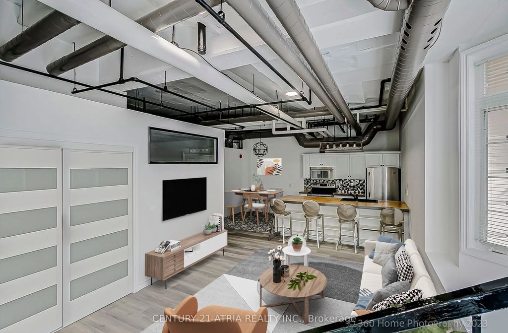 78 St Patrick Street 158, Toronto C01