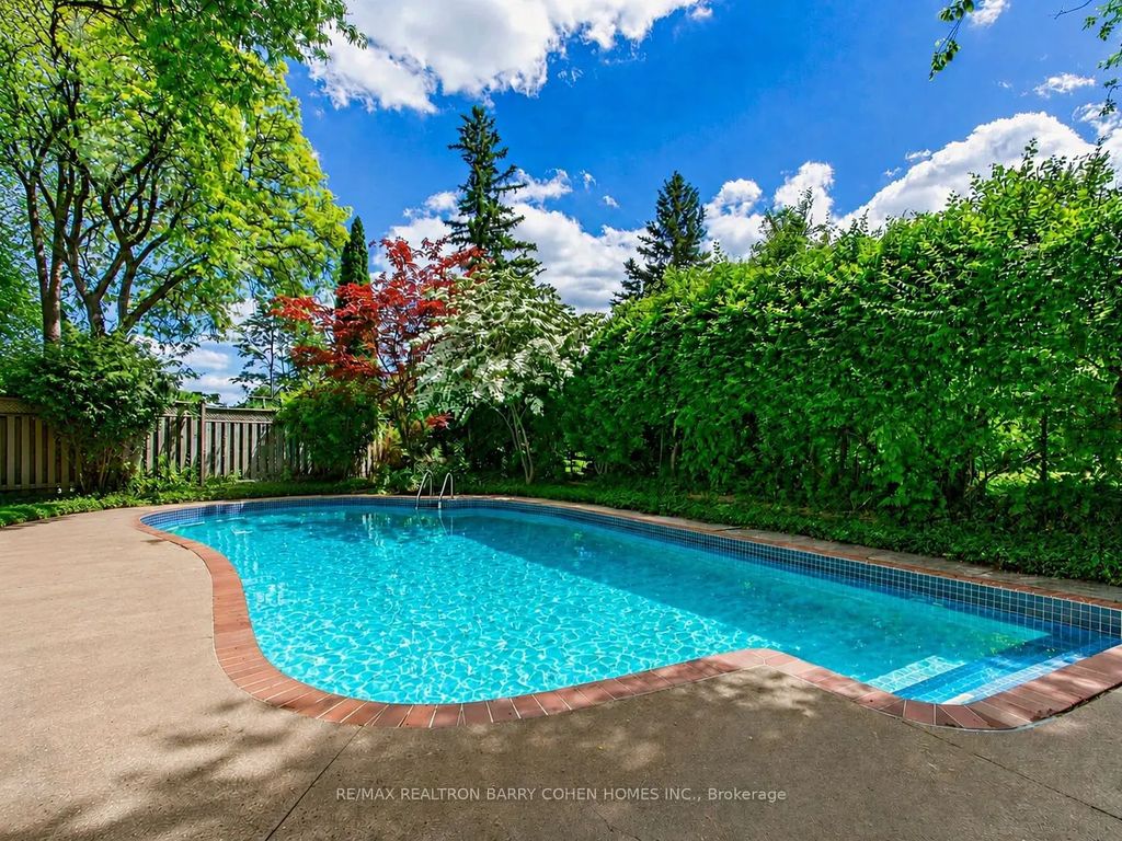 8 Boldmere Crescent, Toronto C15