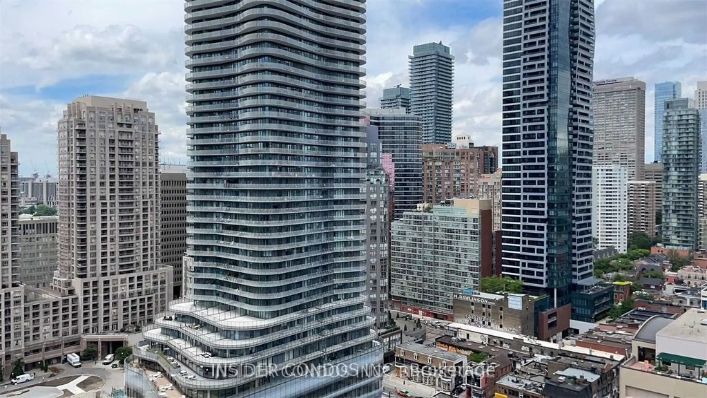 18 Maitland Terrace 2108, Toronto C08