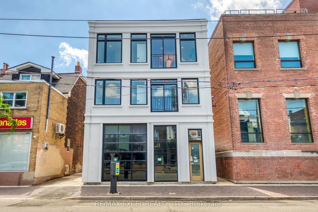 923 College Street Unit D, Toronto C01