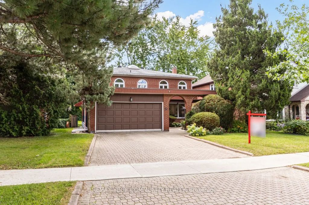 31 Clovercrest Road, Toronto C15
