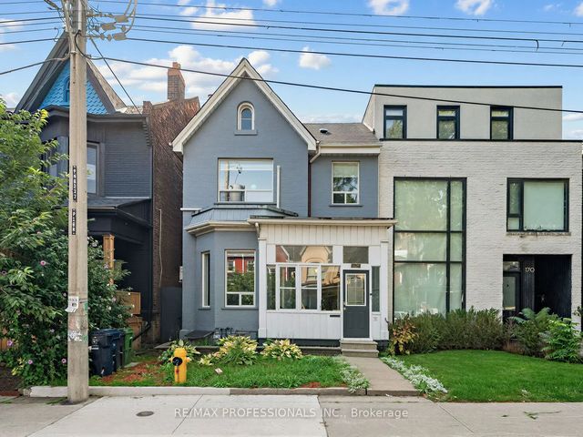 168 Markham Street, Toronto C01
