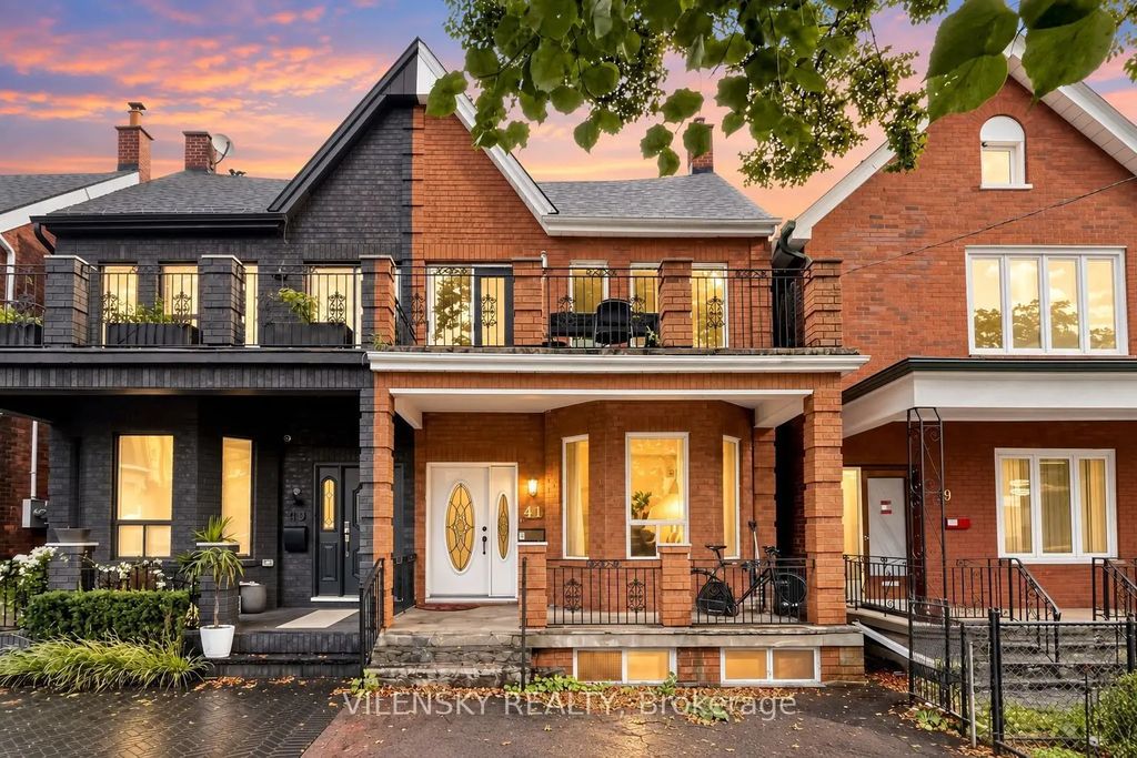 41 Lakeview Avenue, Toronto C01