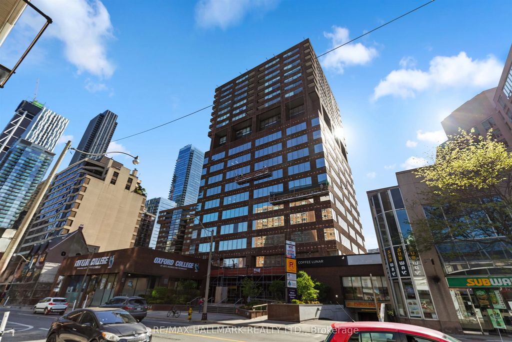 914 Yonge Street 1803, Toronto C02