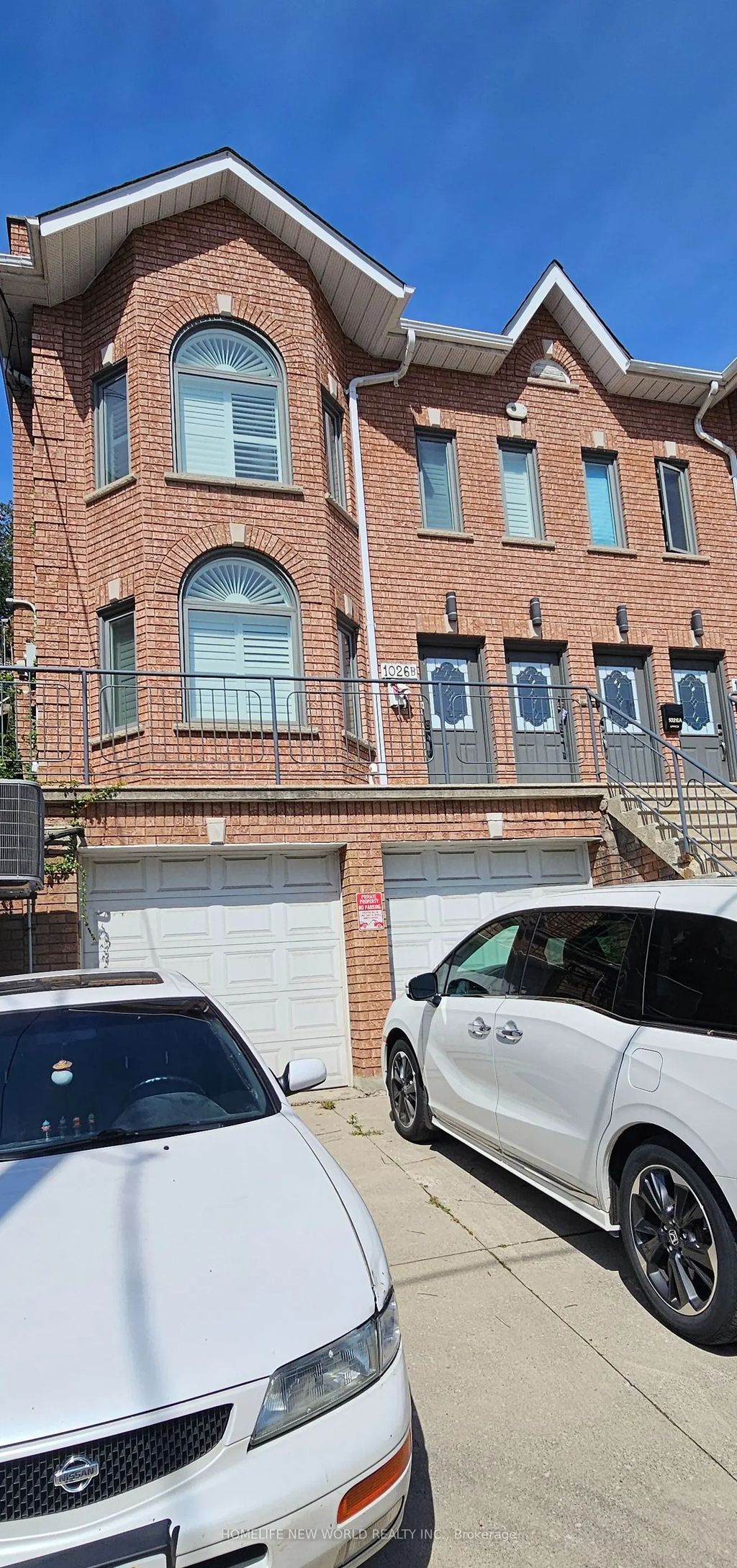 1026 B Davenport Road, Toronto C02