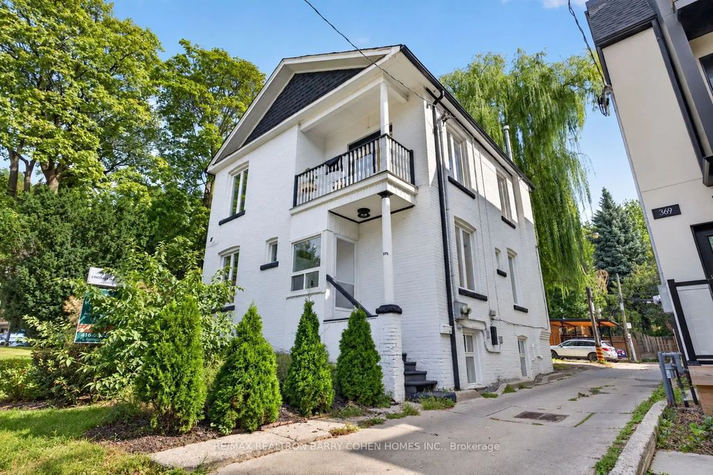 371 Howland Avenue Lower, Toronto C02