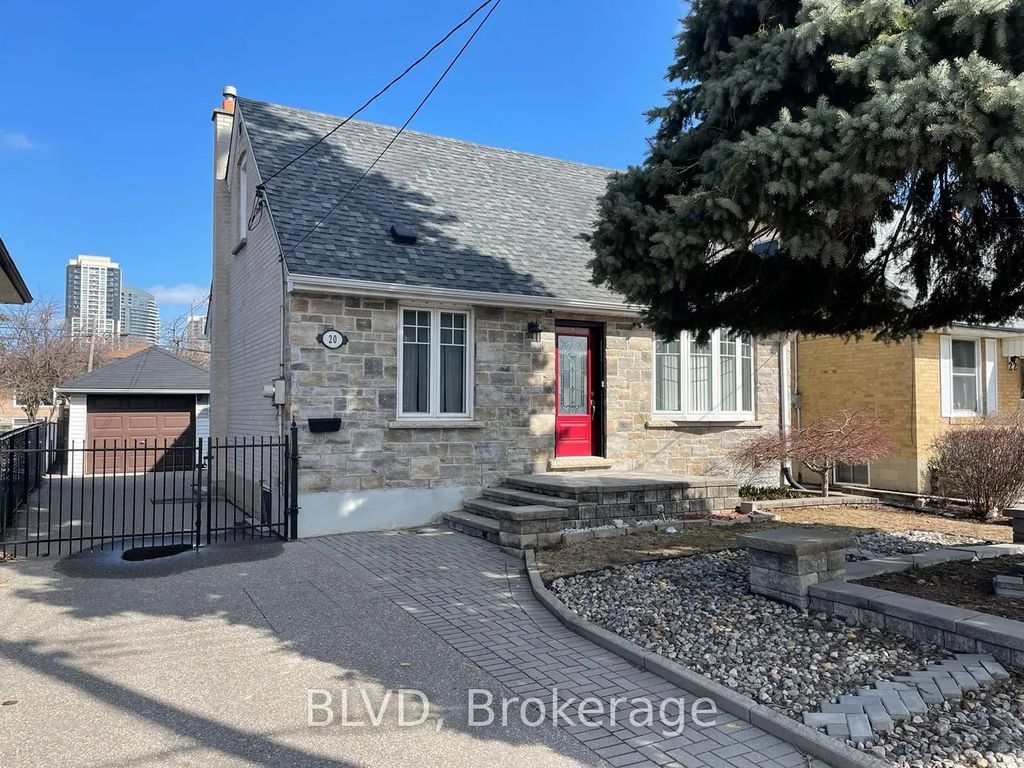 20 Athabaska Avenue, Toronto C14