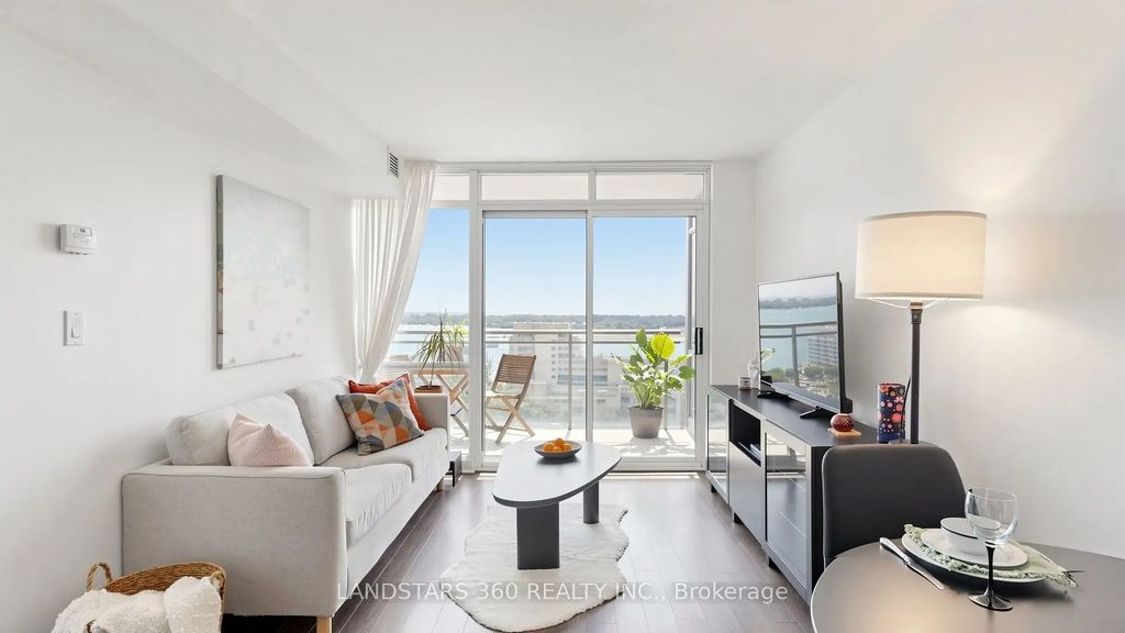 15 Fort York Boulevard 1811, Toronto C01