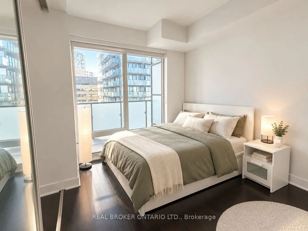 65 St Mary Street 1511, Toronto C01