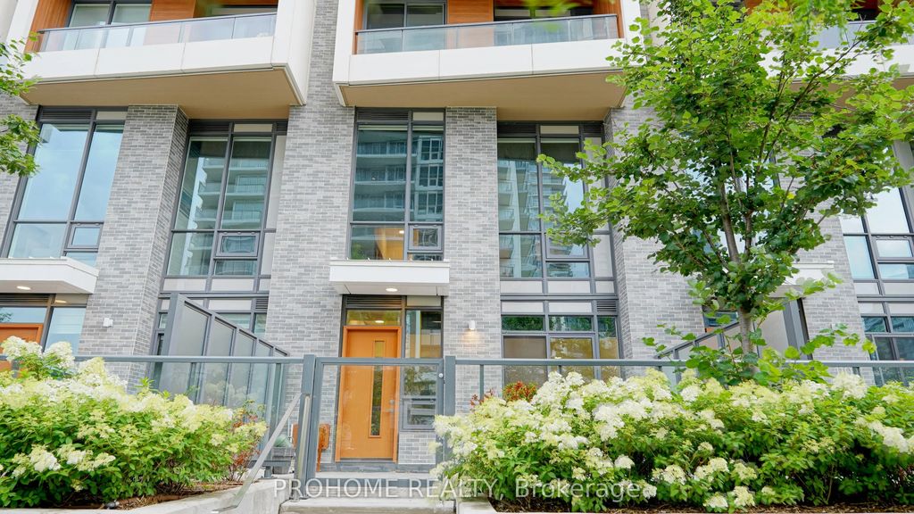 27 Mcmahon Drive 111, Toronto C15