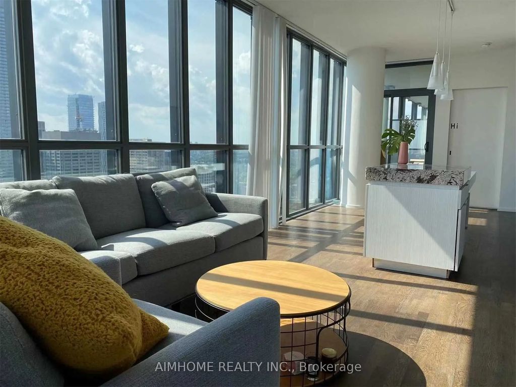 101 Charles Street E 4004, Toronto C08