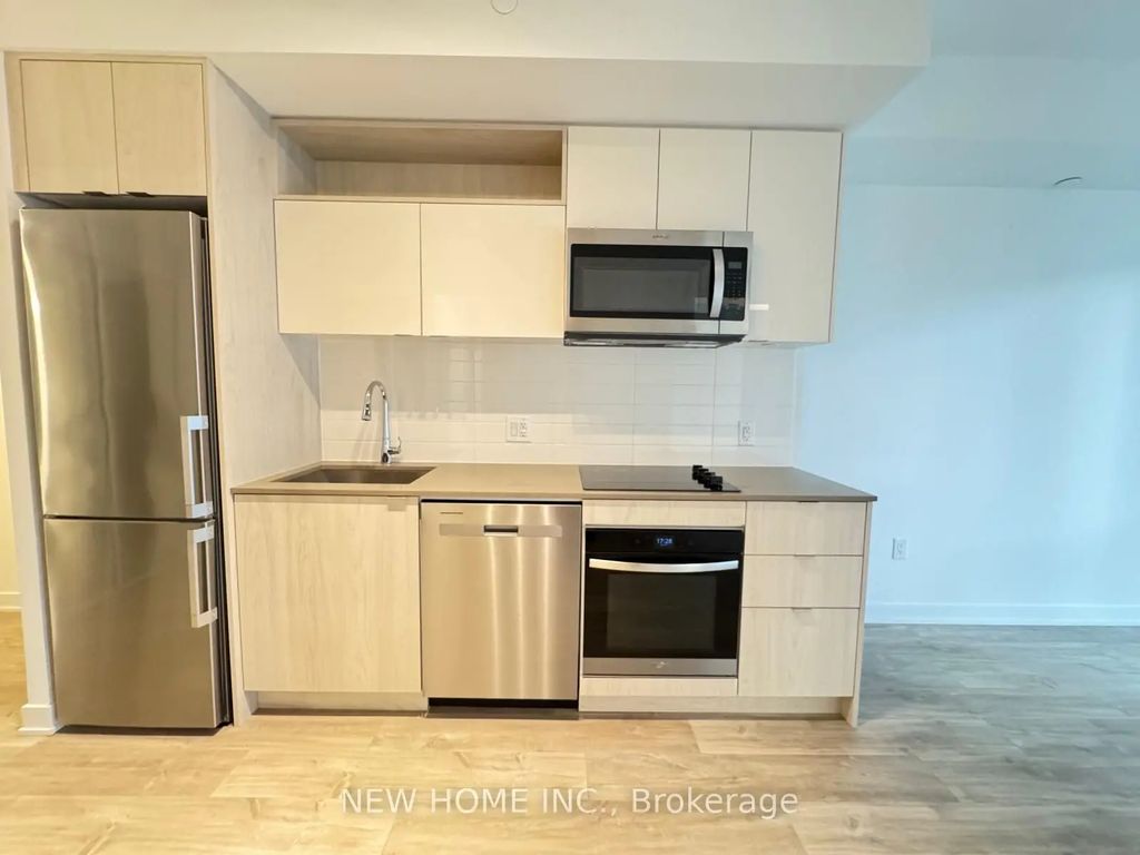 100 Dalhousie Street 2011, Toronto C08