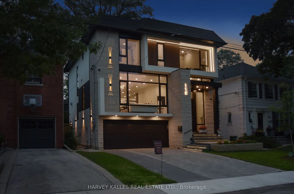 110 Mona Drive, Toronto C04