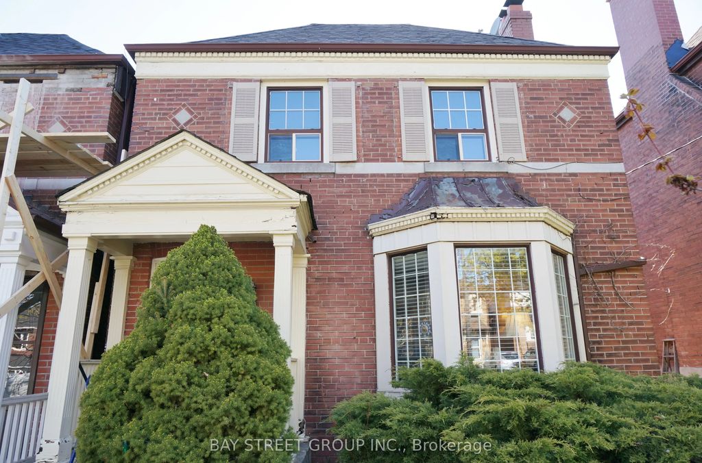 48 Braemar Avenue Main & Lower, Toronto C03