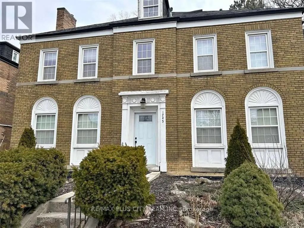 1745 Bathurst Street 1, Toronto C03