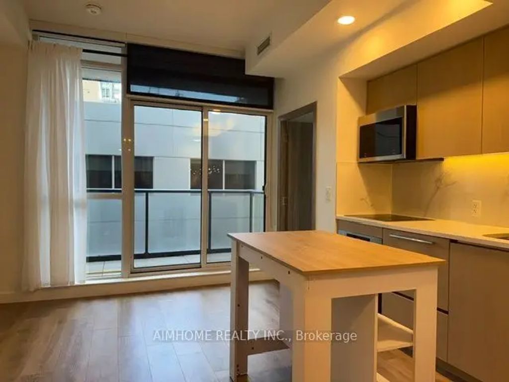 38 Widmer Street 1209, Toronto C01