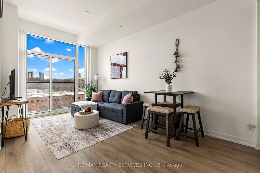 500 Dupont Street 708, Toronto C02